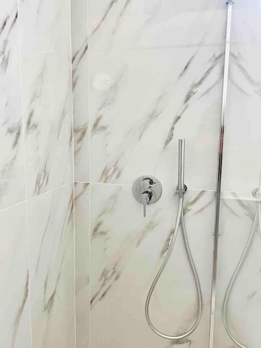 Isola - Garibaldi Lovely Apt. With Netflix And Wifi Milan Extérieur photo